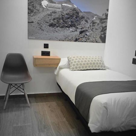 Hotel El Refugio Pinos Genil Zewnętrze zdjęcie