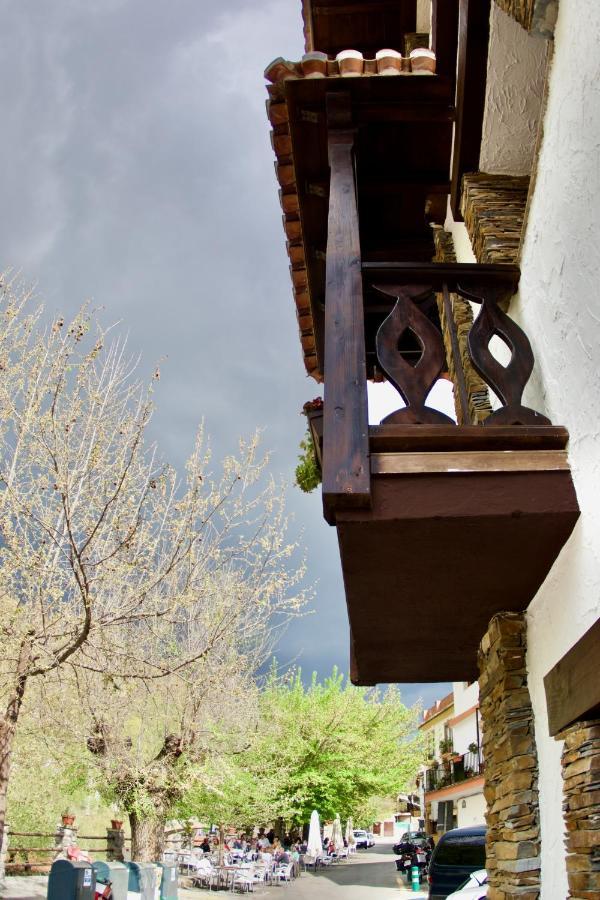 Hotel El Refugio Pinos Genil Zewnętrze zdjęcie